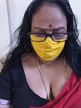 Snapshot of heera-rani chatting on 06/11/26, 05:05 heera-rani online show from 06/11/26, 05:05