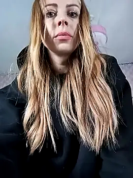 Snapshot of Hyupobigih chatting on 10/30/25, 12:17 Hyupobigih online show from 10/30/25, 12:17