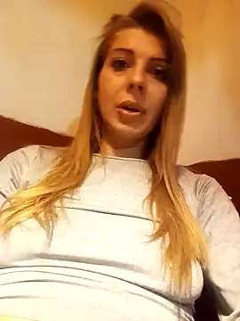 Snapshot of Hyupobigih chatting on 11/06/25, 02:51 Hyupobigih online show from 11/06/25, 02:51