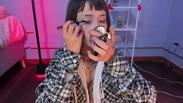 Hannahpage online show from 02/26/26, 12:15