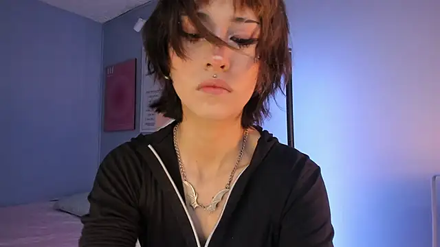 Hannahpage online show from 04/27/26, 12:25