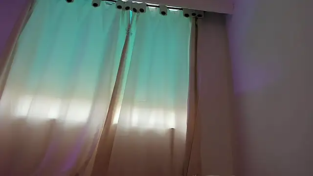 canelleGarces online show from 02/11/26, 04:45