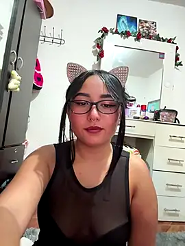 Snapshot of saranghae_ chatting on 10/26/25, 02:39 saranghae online show from 10/26/25, 02:39