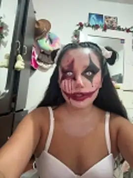 Snapshot of saranghae_ chatting on 10/31/25, 11:17 saranghae online show from 10/31/25, 11:17