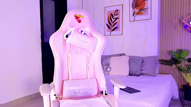 Ayleen Dunkan online show from 02/25/26, 01:10