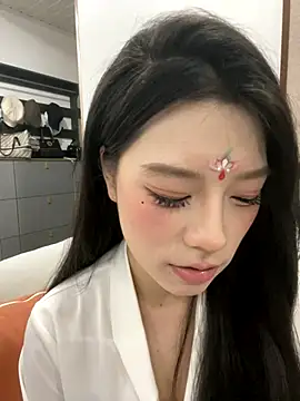 yuanyuanzi99 online show from 09/27/25, 05:29