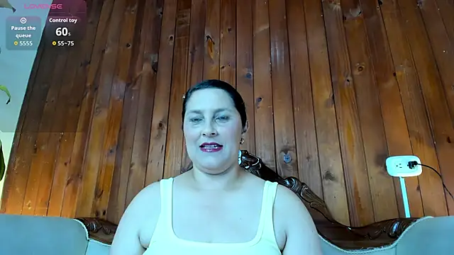 KikaDuque online show from 02/25/26, 07:34