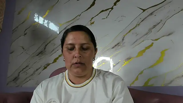 Snapshot of KikaDuque chatting on 07/03/26, 07:42 KikaDuque online show from 07/03/26, 07:42