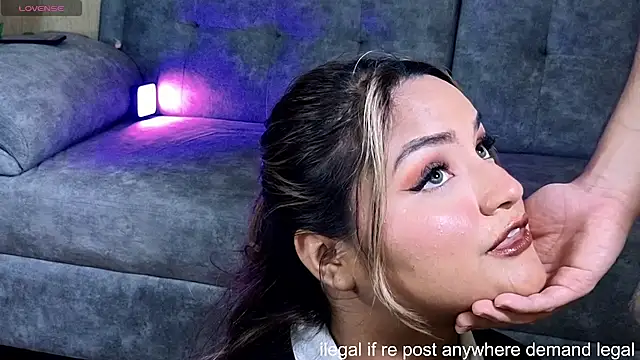 laurale phillipe online show from 10/08/25, 08:50