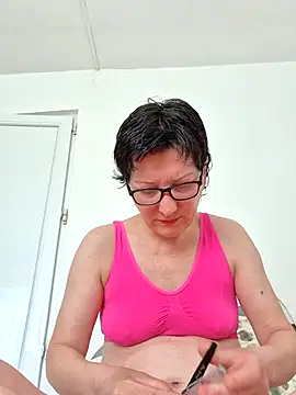 Vera Elle online show from 04/19/26, 06:13