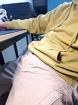 Snapshot of Hugopingonasa2024 chatting on 10/03/25, 10:51 Hugopingonasa2024 online show from 10/03/25, 10:51