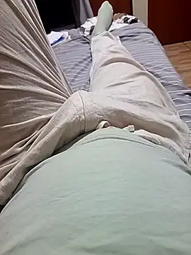 Snapshot of Hugopingonasa2024 chatting on 02/18/26, 12:28 Hugopingonasa2024 online show from 02/18/26, 12:28