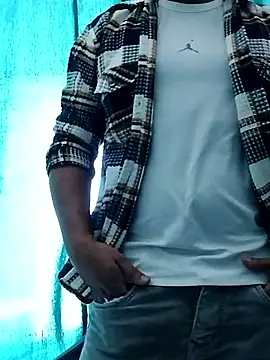 hunk28 6 online show from 11/07/25, 07:08