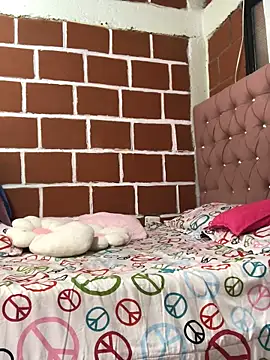 Rachellcooperrr online show from 04/04/26, 06:05