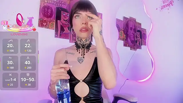 Rachell coollins online show from 11/11/25, 08:42