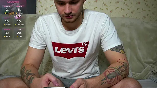 johnstoneisland online show from 11/10/25, 09:25