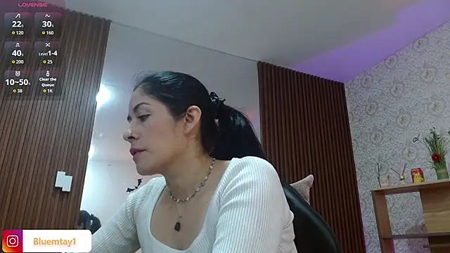 BLUE TAY1 online show from 11/03/25, 12:06