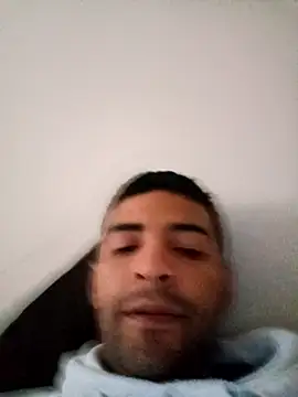 johan77esteban online show from 02/12/26, 08:37