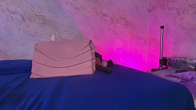 carol juicyy online show from 10/08/25, 07:33