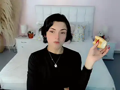 nathalialoes1 online show from 10/12/25, 07:13