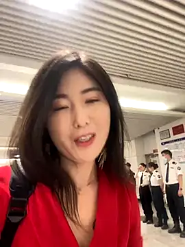 xtt1689999 online show from 09/10/25, 12:32