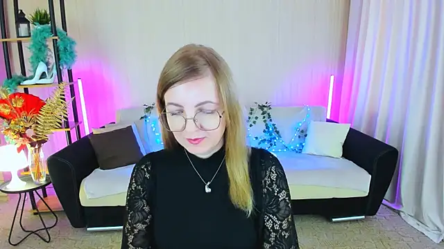 YourUniverser online show from 09/13/25, 09:42