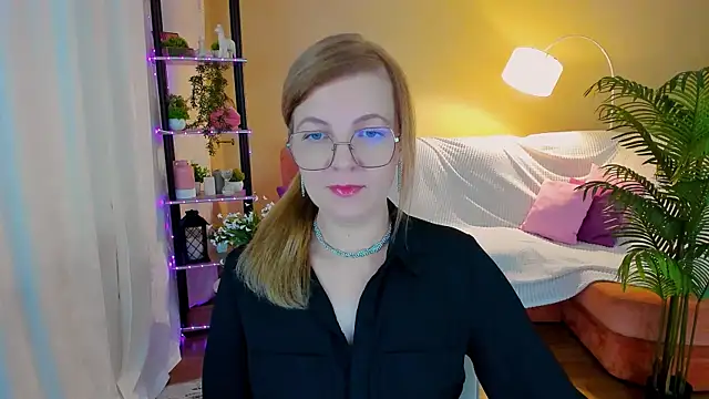 YourUniverser online show from 10/05/25, 04:11