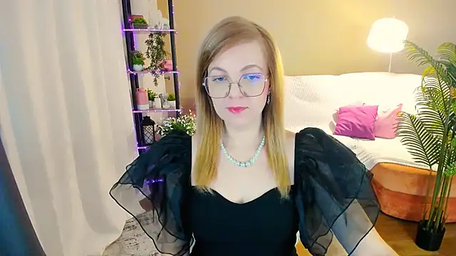 YourUniverser online show from 10/20/25, 04:13