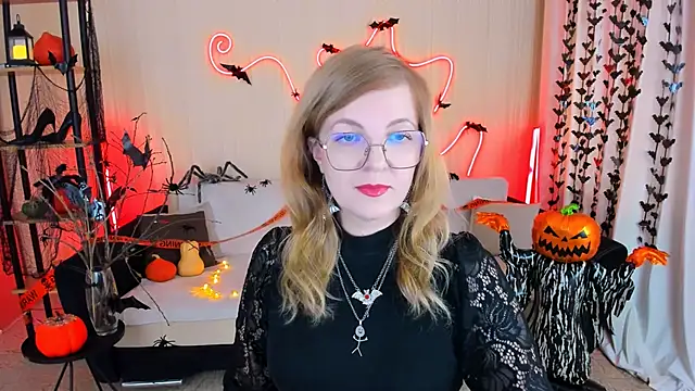 YourUniverser online show from 10/23/25, 10:58