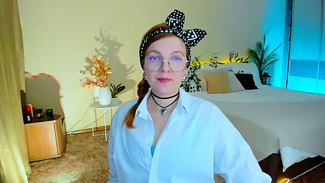 YourUniverser online show from 11/19/25, 04:12