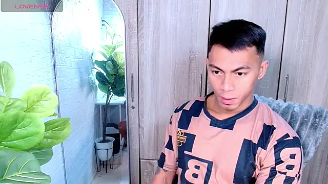 PinooyMilker online show from 02/19/26, 01:23