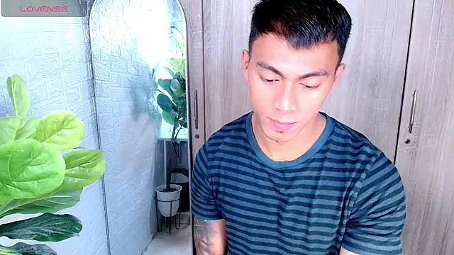 PinooyMilker online show from 03/04/26, 11:49