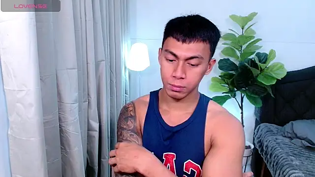 PinooyMilker online show from 06/08/26, 03:07