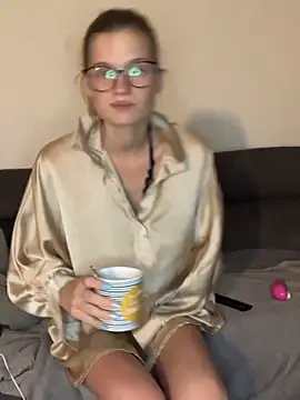 Snapshot of Lesamantssexy chatting on 11/05/25, 07:36 Lesamantssexy online show from 11/05/25, 07:36