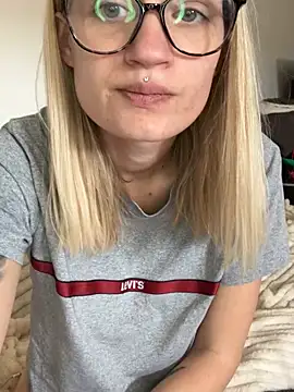 Lesamantssexy online show from 04/05/26, 12:35