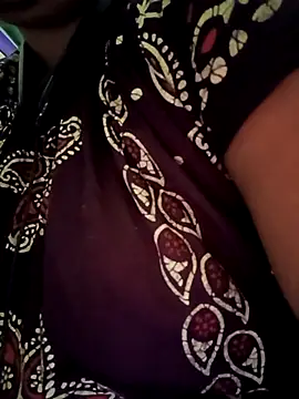 renuga143 online show from 09/19/25, 12:28