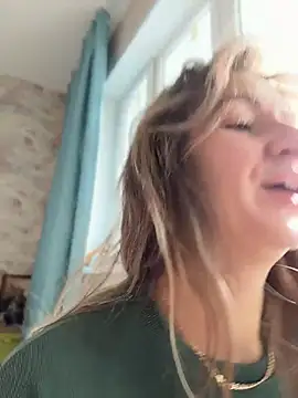 EvvaMur online show from 04/18/26, 01:09