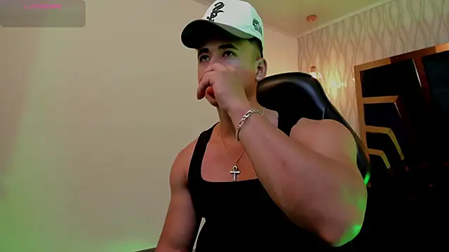 Draven Marceaux online show from 10/04/25, 01:14