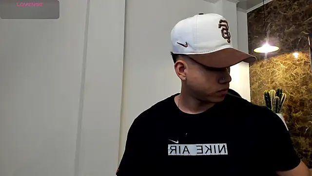 Draven Marceaux online show from 04/22/26, 11:23