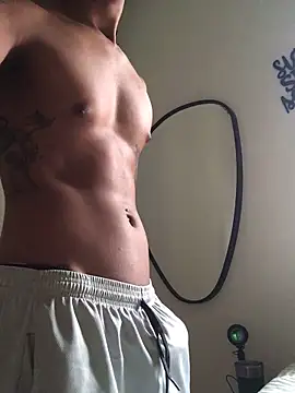 Snapshot of elvisnaomorreu chatting on 11/01/25, 08:55 elvisnaomorreu online show from 11/01/25, 08:55