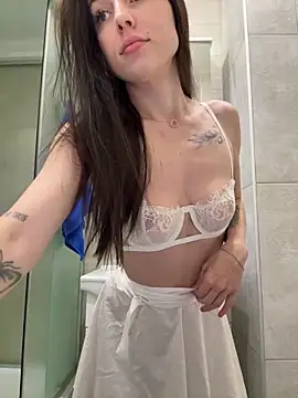 SakuraSara online show from 10/20/25, 03:51