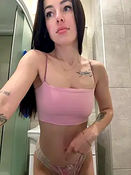 SakuraSara online show from 12/17/25, 04:07