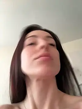 SakuraSara online show from 03/07/26, 03:47