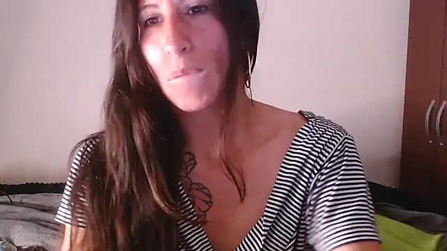 Snapshot of NathaSlave chatting on 05/04/26, 07:37 NathaSlave online show from 05/04/26, 07:37