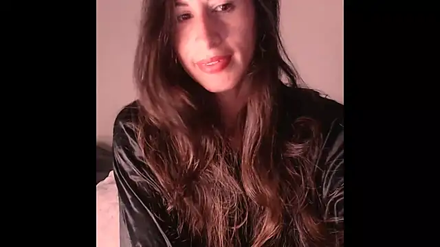 Snapshot of NathaSlave chatting on 05/09/26, 11:04 NathaSlave online show from 05/09/26, 11:04