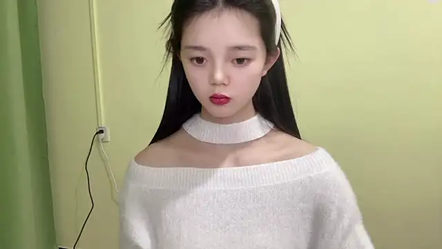 Nicole-13 online show from 11/24/25, 12:05