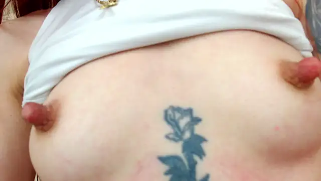 Snapshot of Julia_Jae chatting on 10/08/25, 06:11 Julia Jae online show from 10/08/25, 06:11