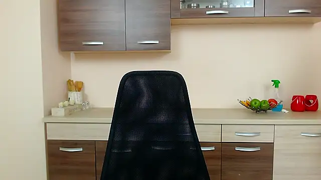 Snapshot of Julia_Jae chatting on 11/04/25, 07:40 Julia Jae online show from 11/04/25, 07:40