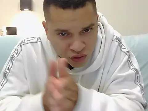 Krono dikaprio  online show from 03/12/26, 08:48