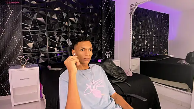 JulienSaint online show from 02/19/26, 12:23